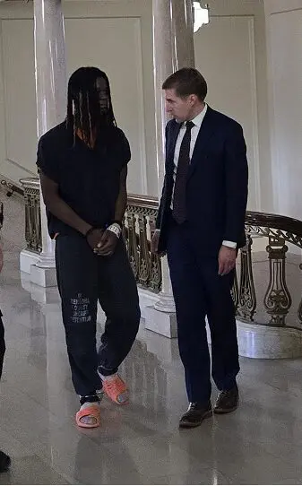 El abogado Carl Johnson y Martel Lee