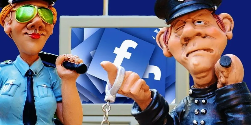 Policía de redes sociales