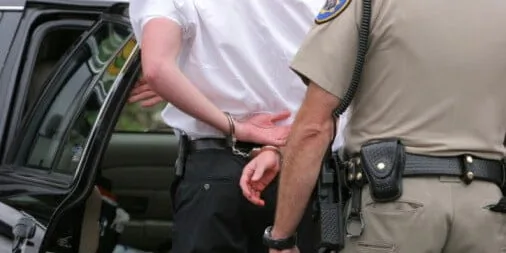 Infórmese con un abogado de defensa criminal de Racine sobre cómo aún puede enfrentar cargos graves por marihuana si usa marihuana con fines medicinales.